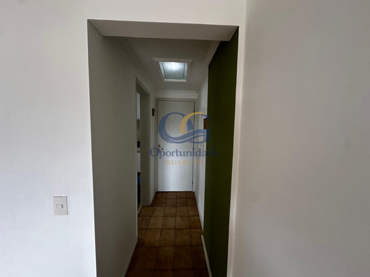 Apartamento na Praia da Enseada, Guarujá - SP