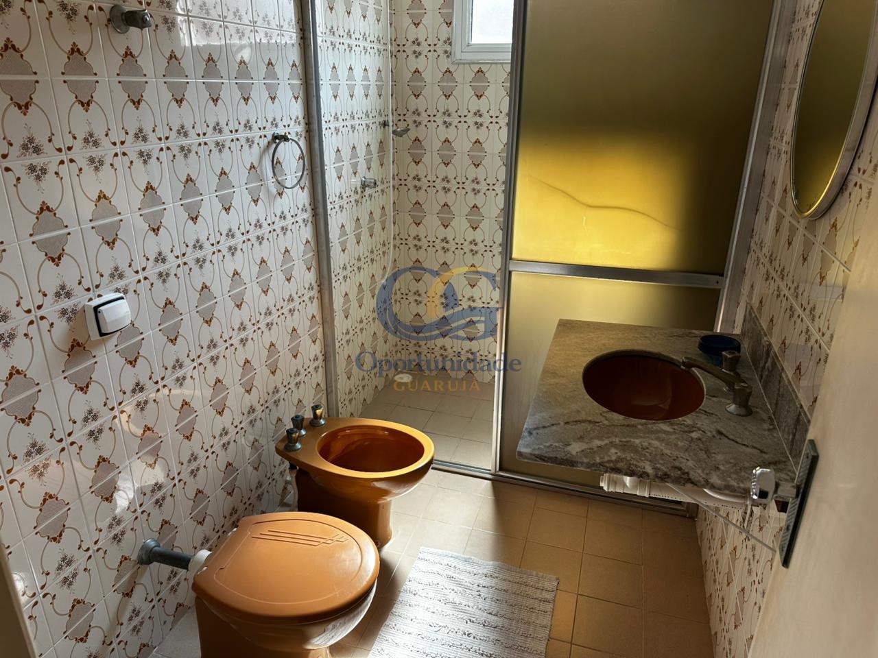 Apartamento na Praia da Enseada, Guarujá - SP