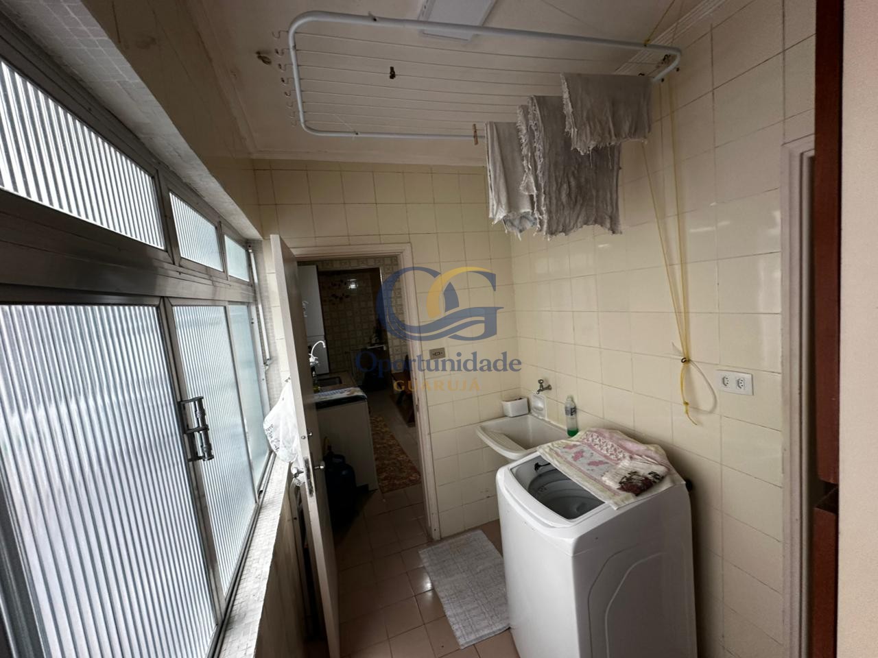 Apartamento na Praia da Enseada, Guarujá - SP