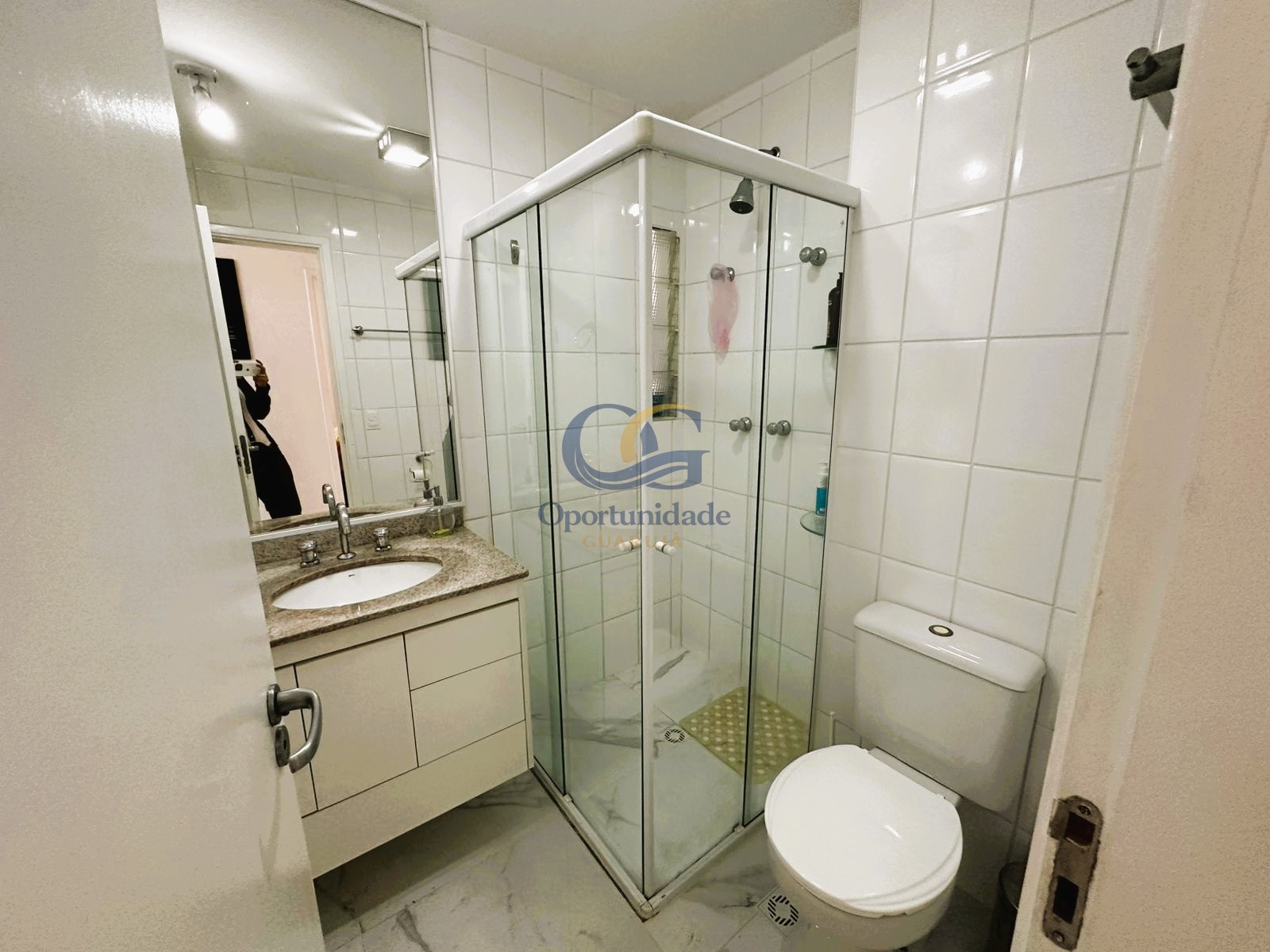 Apartamento Frente ao Mar, Astúrias, Guarujá - SP