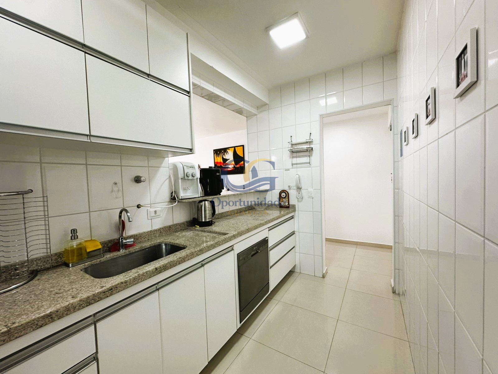 Apartamento Frente ao Mar, Astúrias, Guarujá - SP