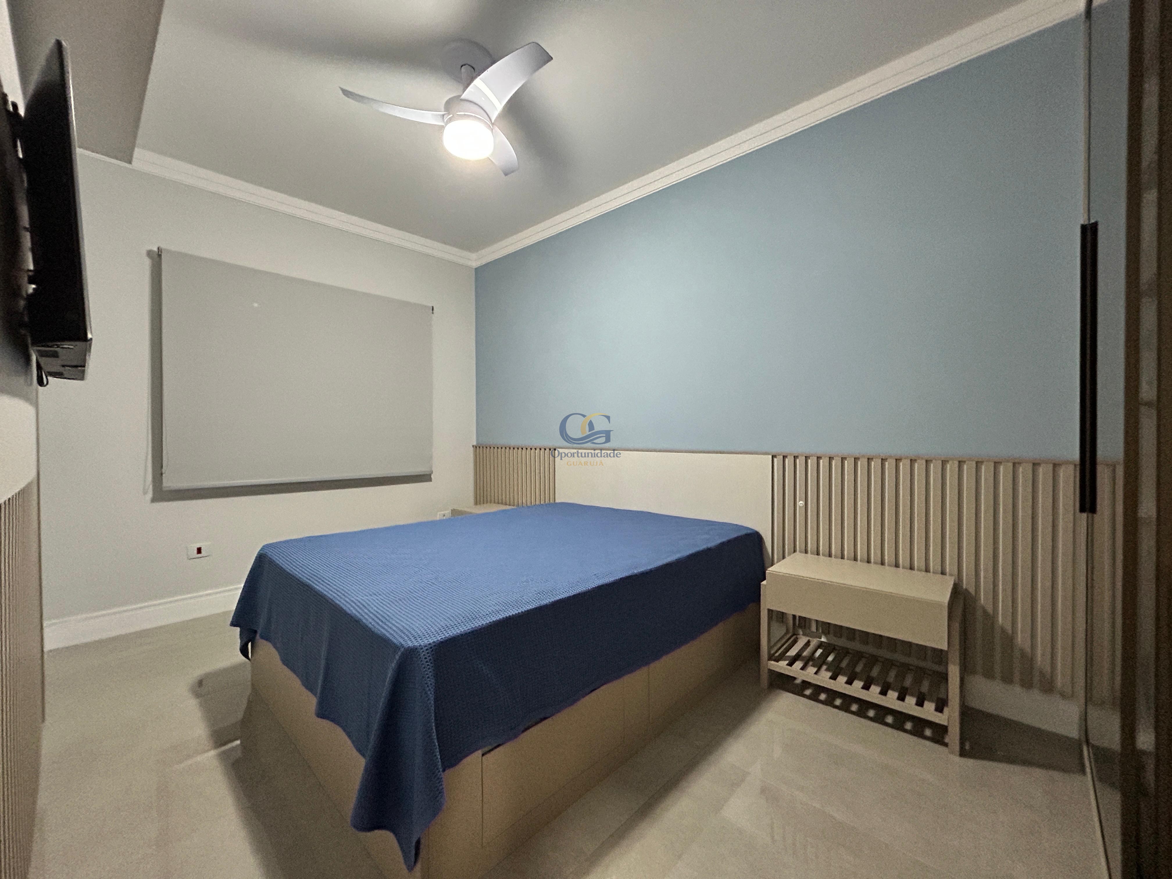 Apartamento na Praia das Pitangueiras, Guarujá - SP