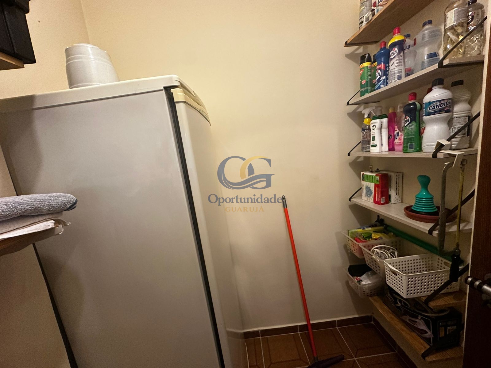 Apartamento na Praia da Enseada, Guarujá - SP