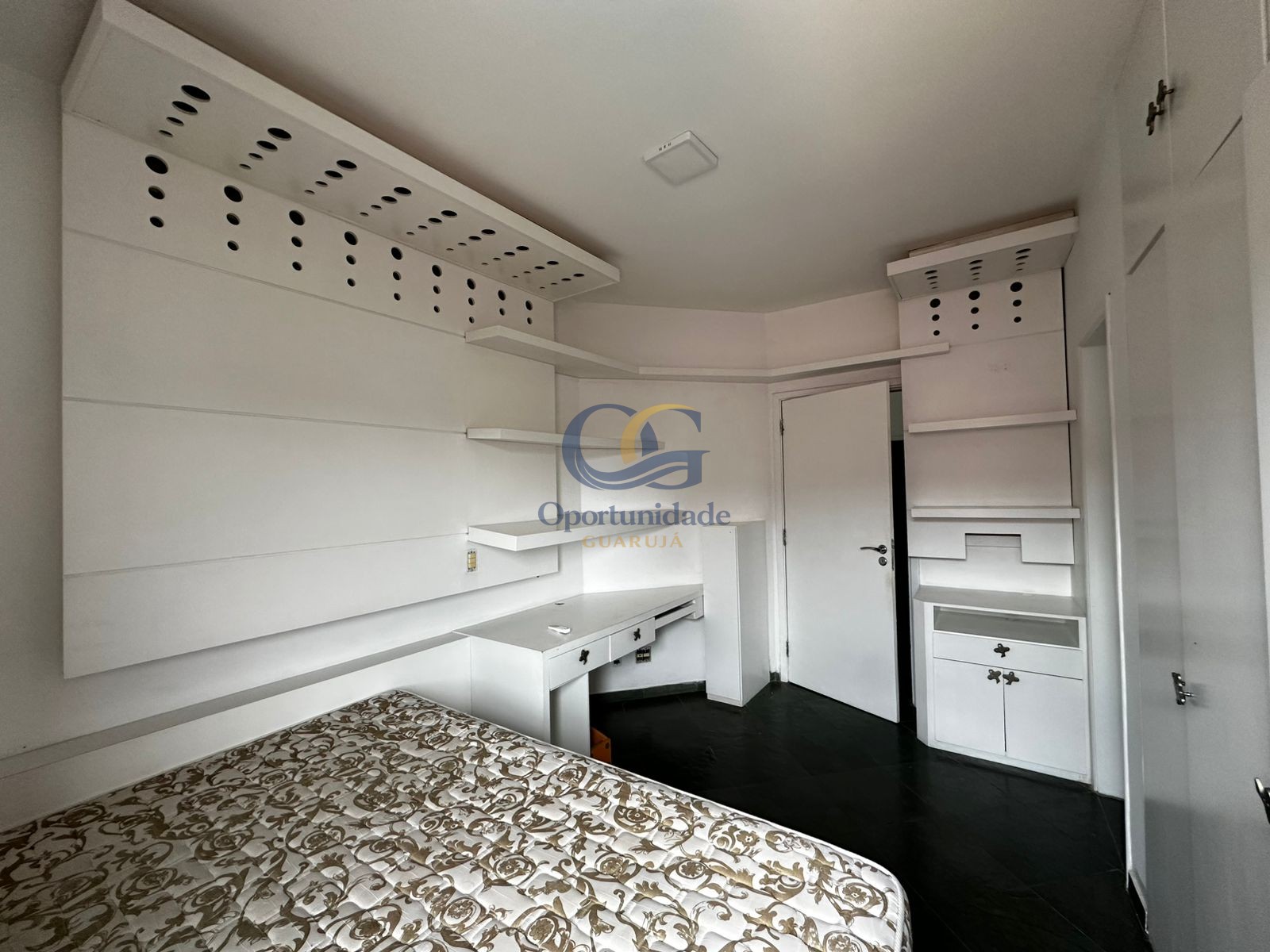 Casa , Praia da Esnseada - GUARUJÁ - SP