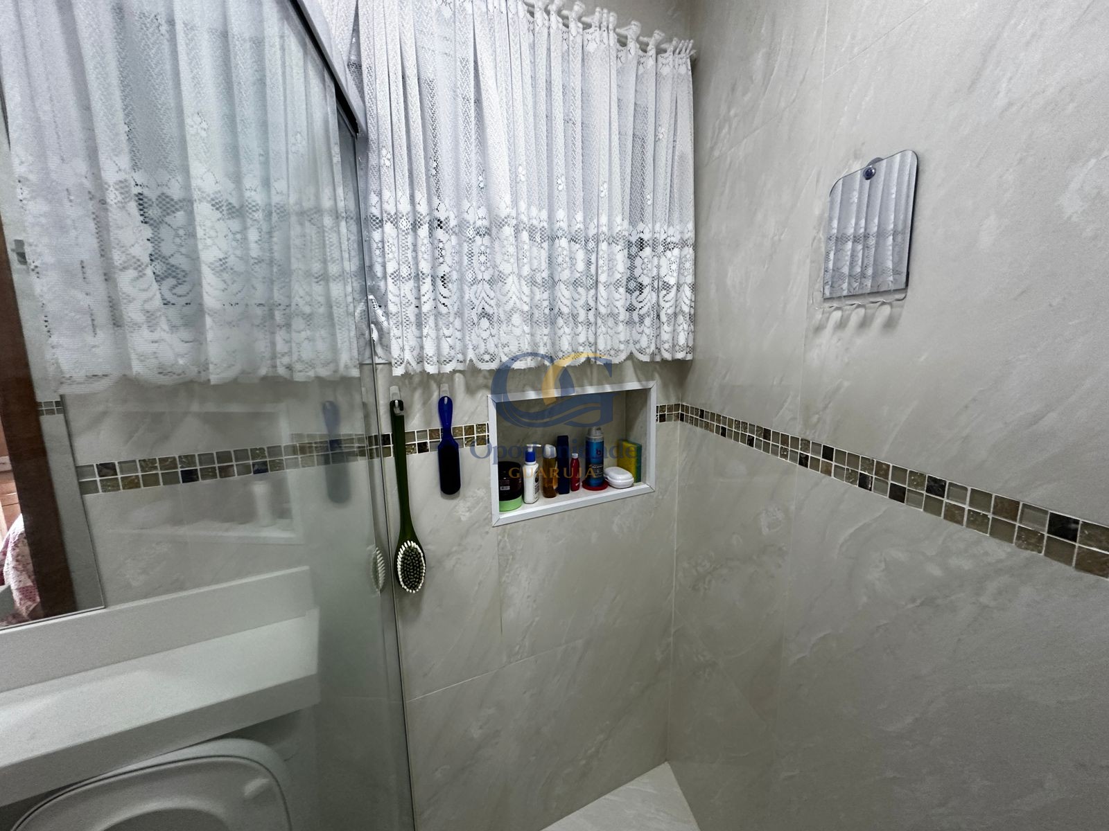 Apartamento Frente ao Mar nas Pitangueiras, Guarujá - SP