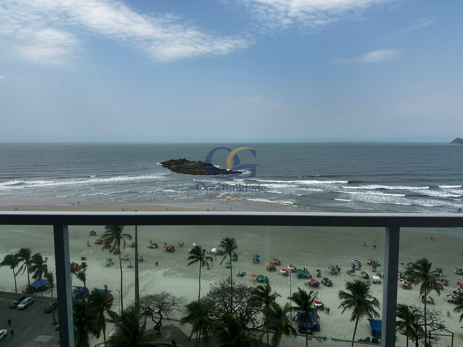 Apartamento Frente ao Mar nas Pitangueiras, Guarujá - SP