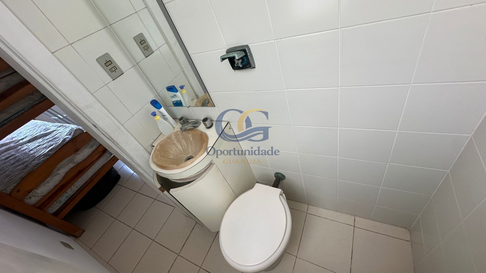 Apartamento Frente ao Mar nas Pitangueiras, Guarujá - SP