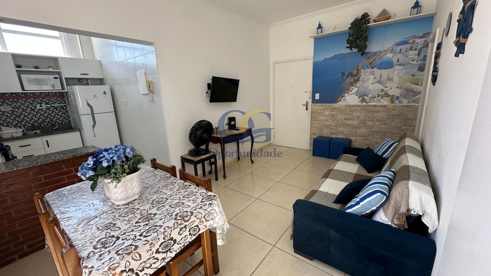Apartamento na Praia das Pitangueiras, Guarujá - SP