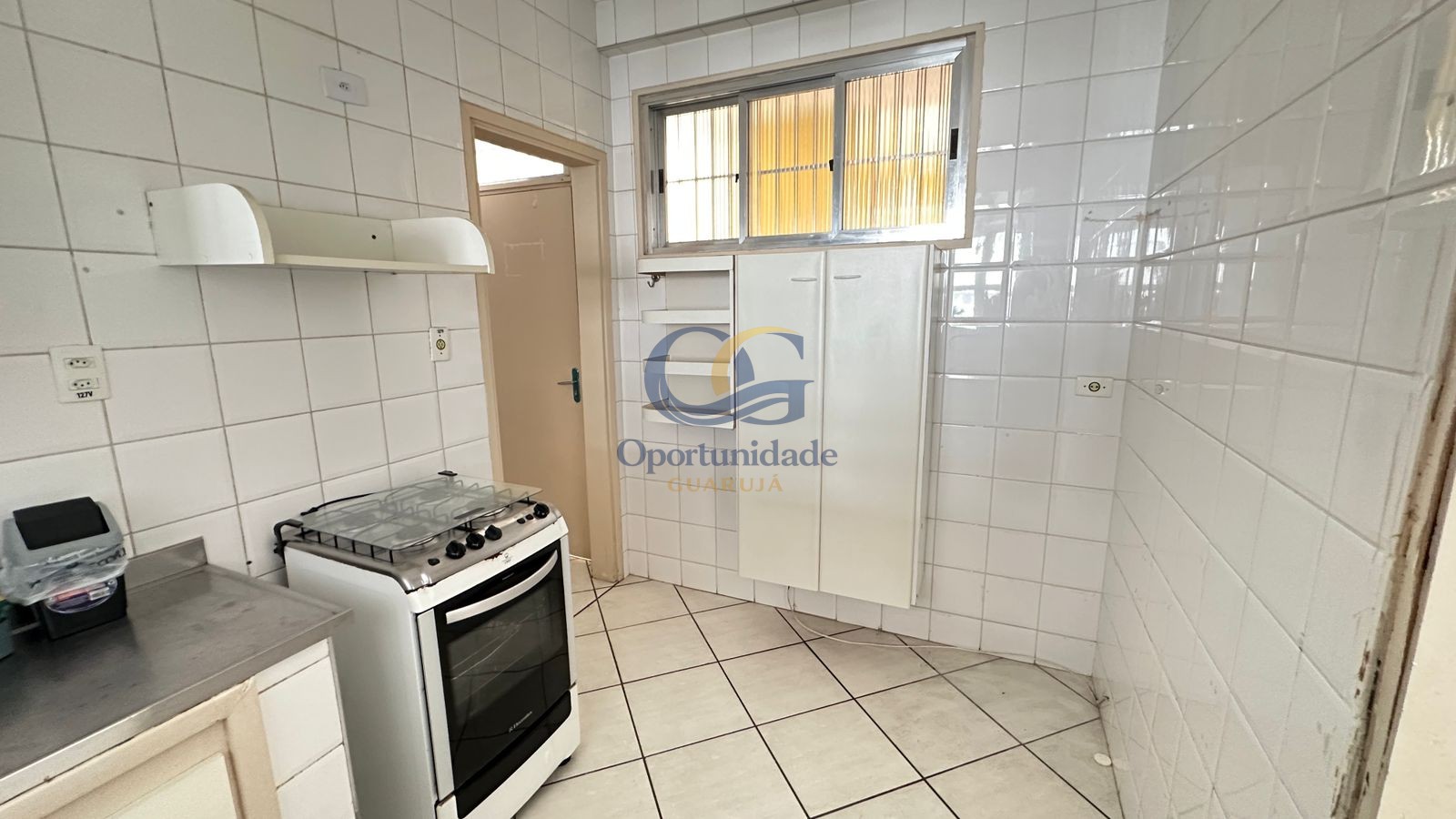 Apartamento na Praia das Pitangueiras, Guarujá - SP