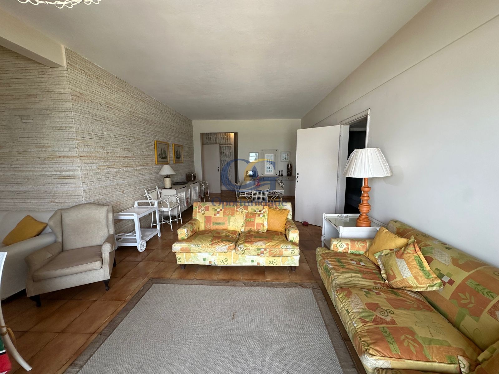 Apartamento Frente ao Mar nas Pitangueiras, Guarujá - SP