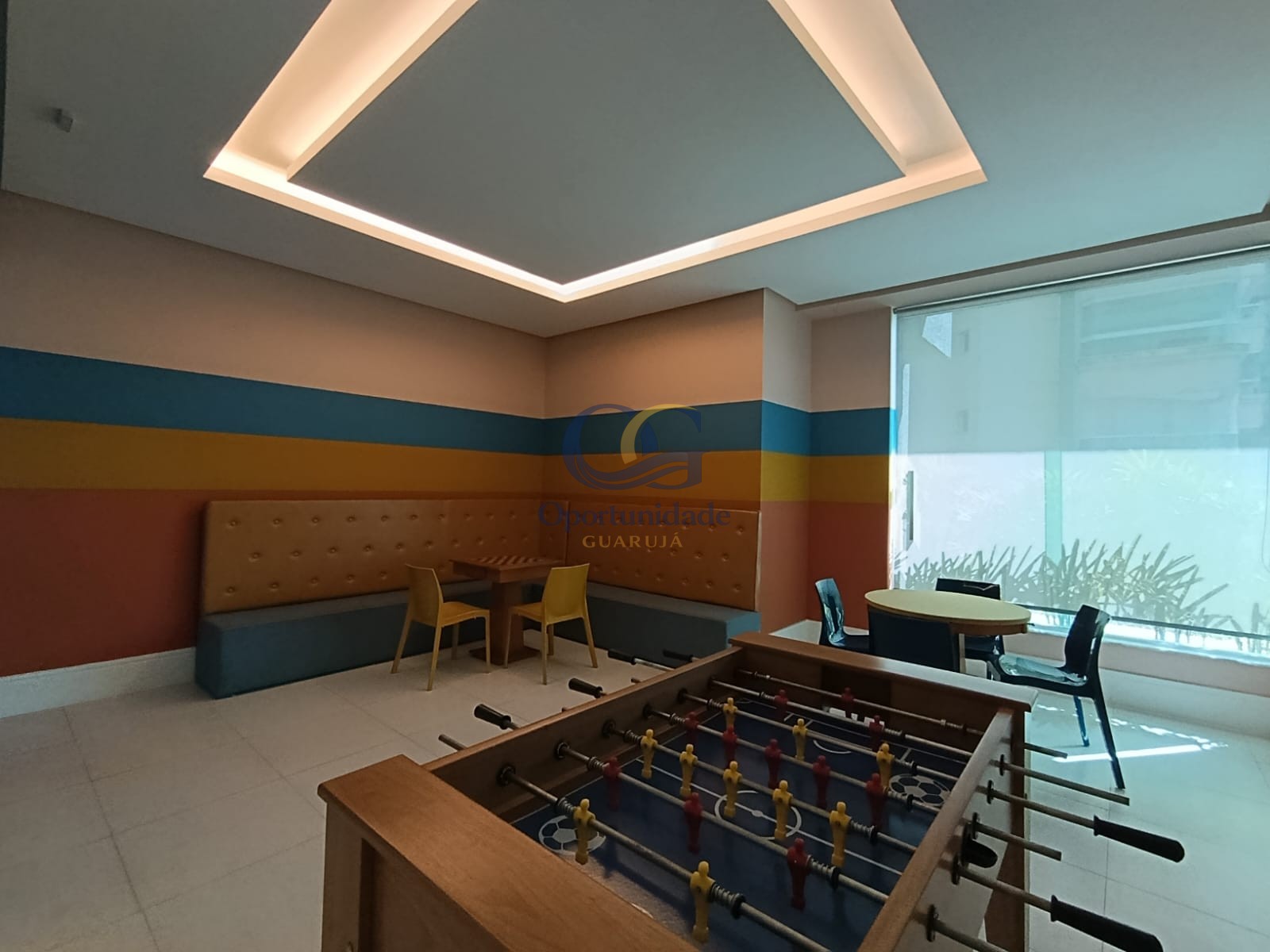 Apartamento na Praia da Enseada, Guarujá - SP