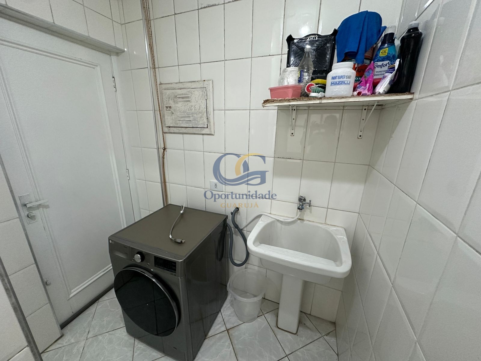 Apartamento na Praia das Pitangueiras, Guarujá - SP