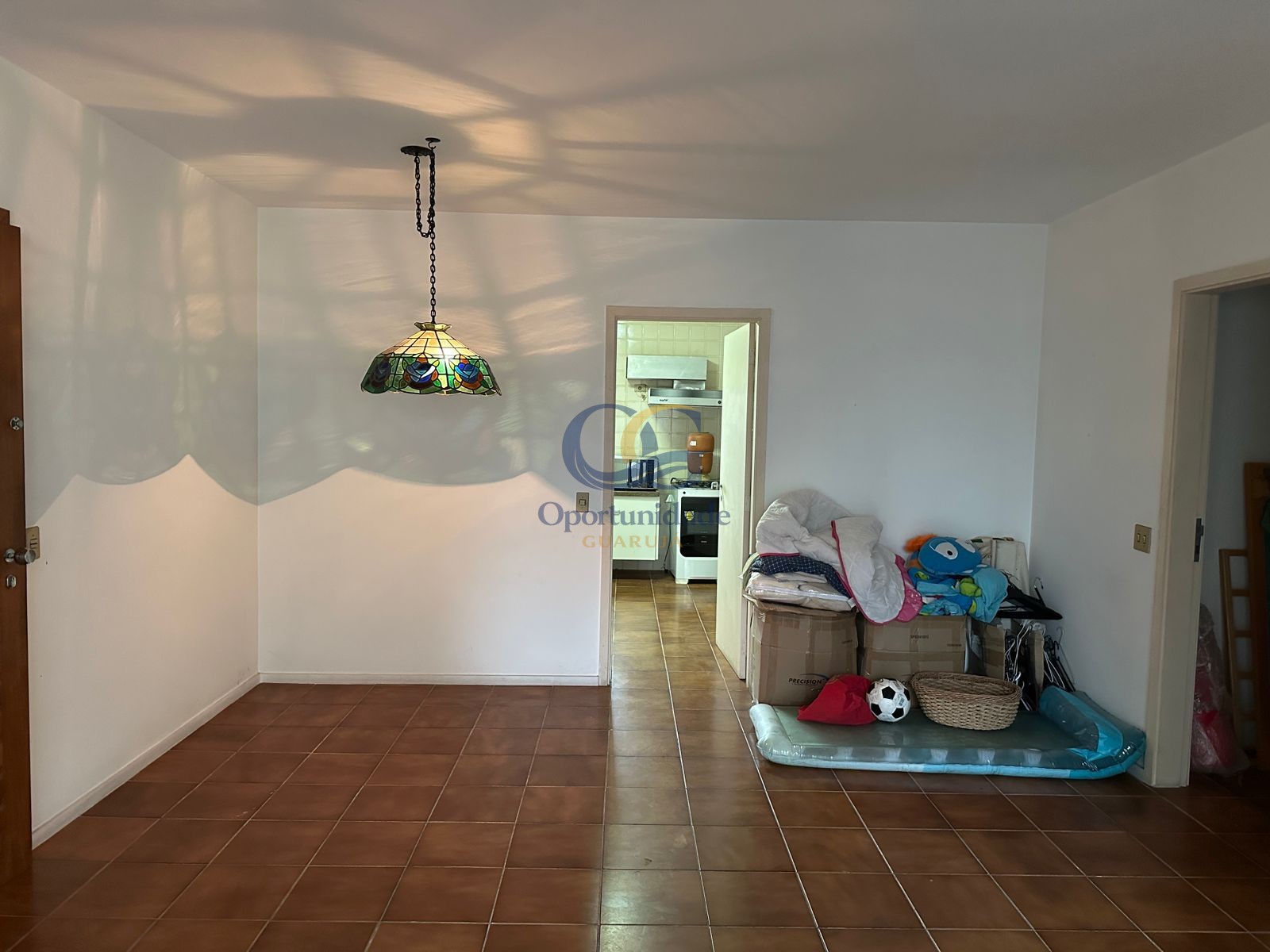 Apartamento na Praia das Pitangueiras, Guarujá - SP