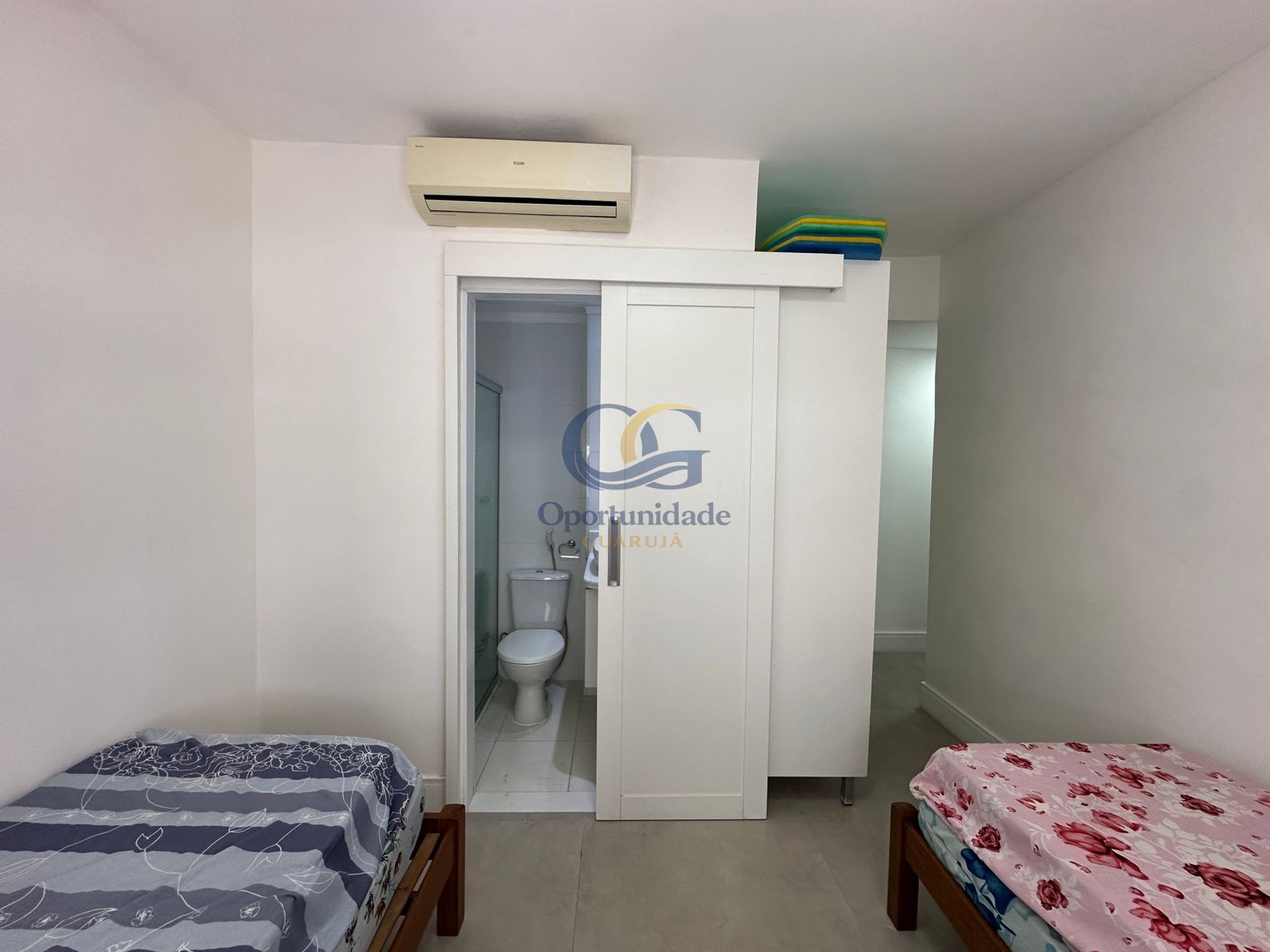 Apartamento na Praia das Astúrias, Guarujá - SP