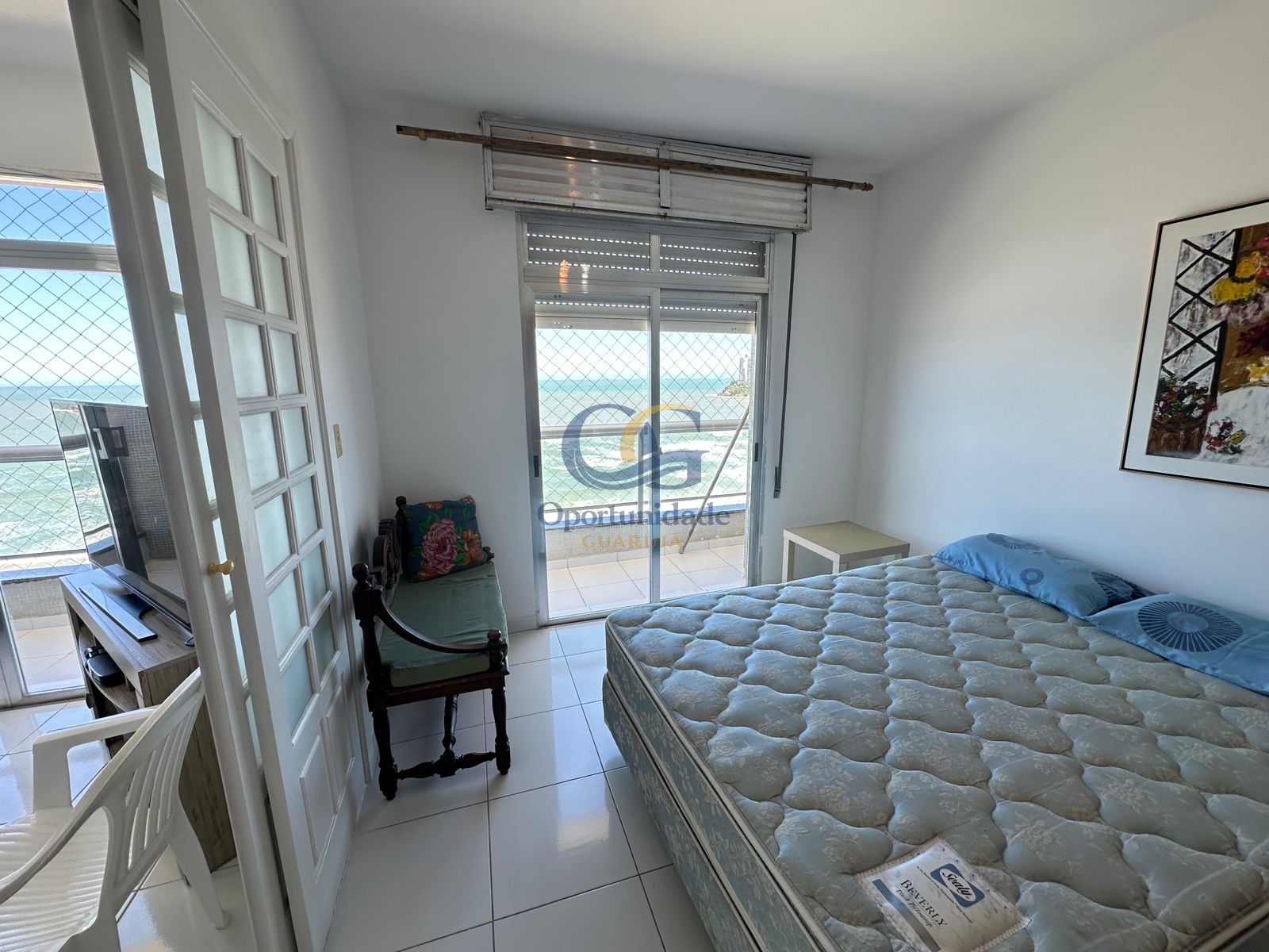 Apartamento Frente ao Mar, Praia Pitangueiras, Guarujá - SP