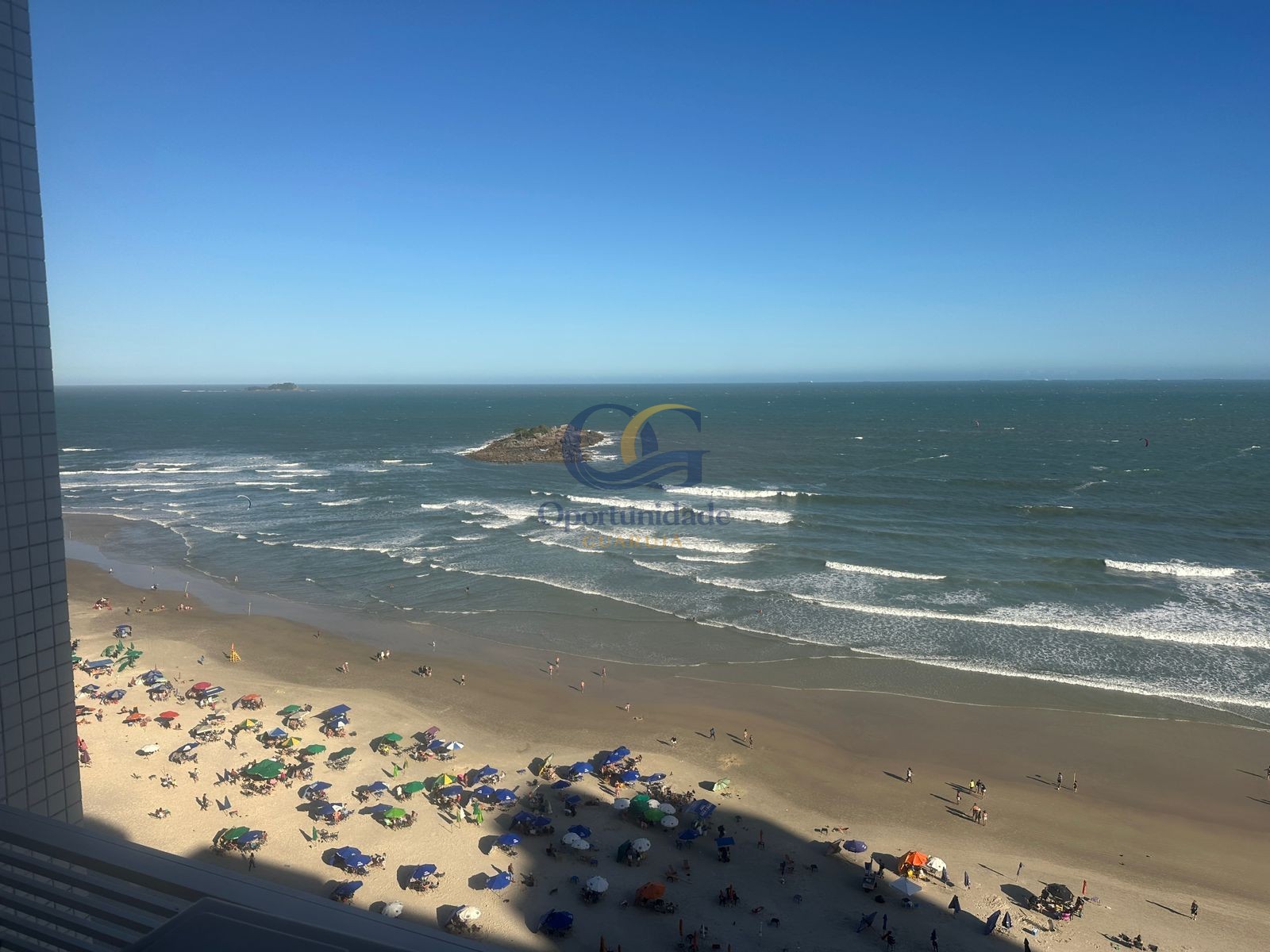 Apartamento Frente ao Mar nas Pitangueiras, Guarujá - SP