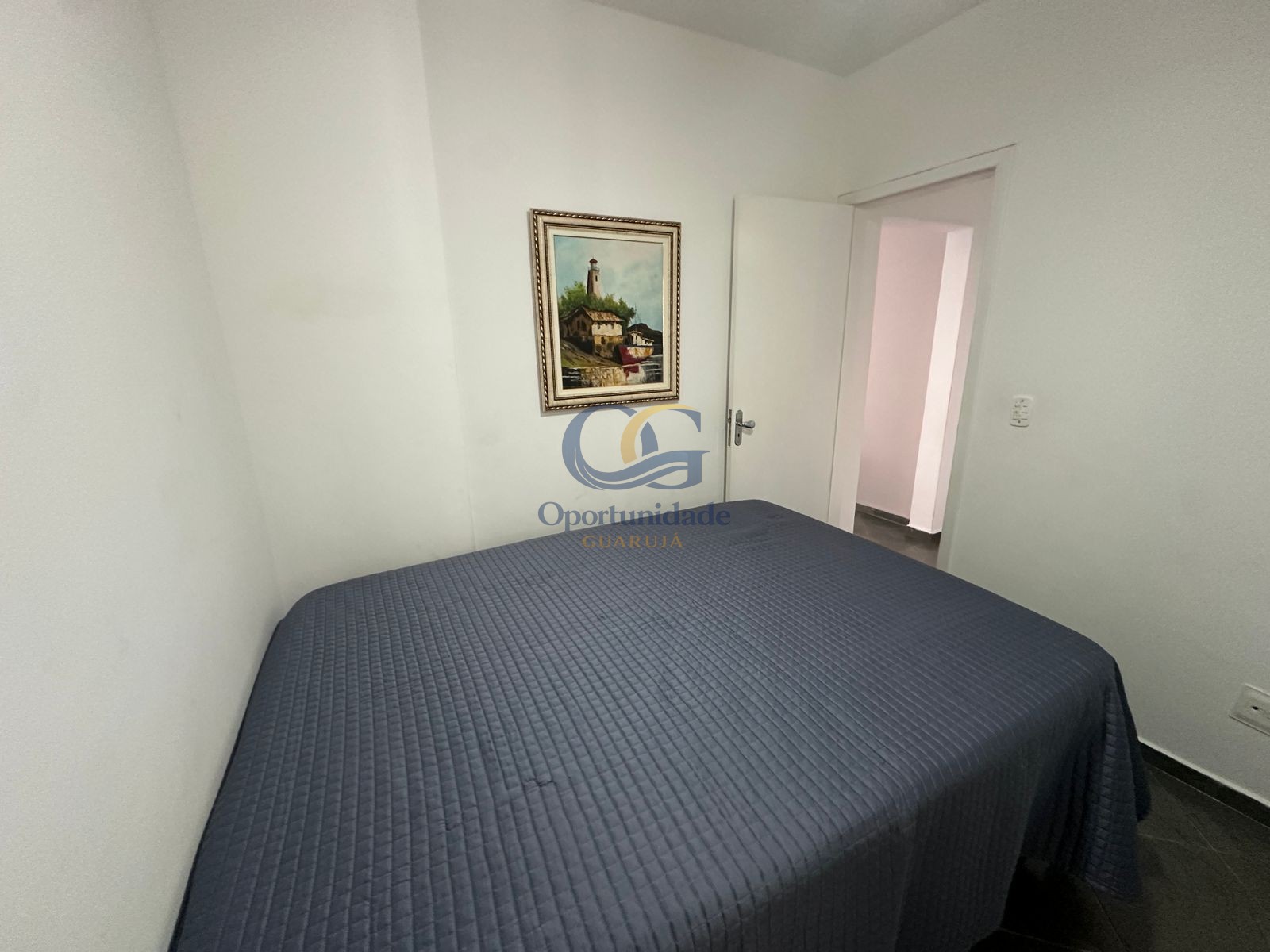 Apartamento na Praia das Pitangueiras, Guarujá - SP