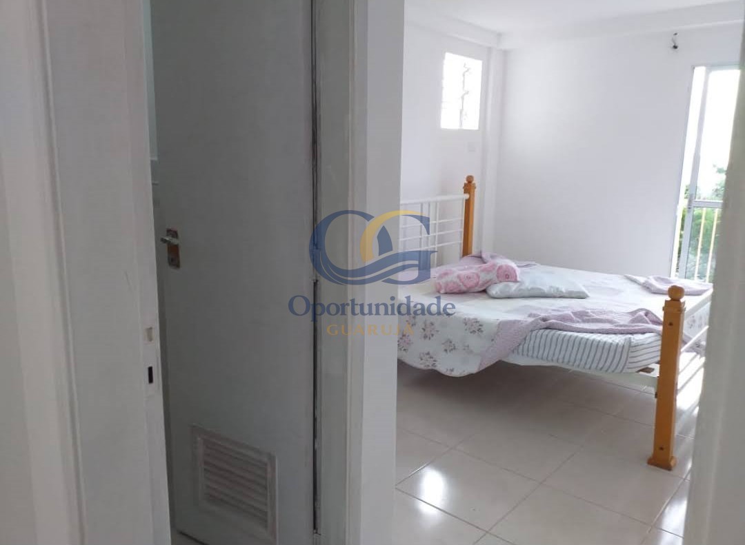 Casa em Condomínio na Praia da Enseada, Guarujá - SP
