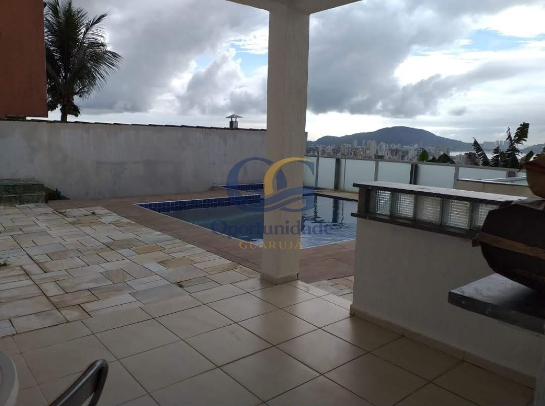 Casa em Condomínio na Praia da Enseada, Guarujá - SP