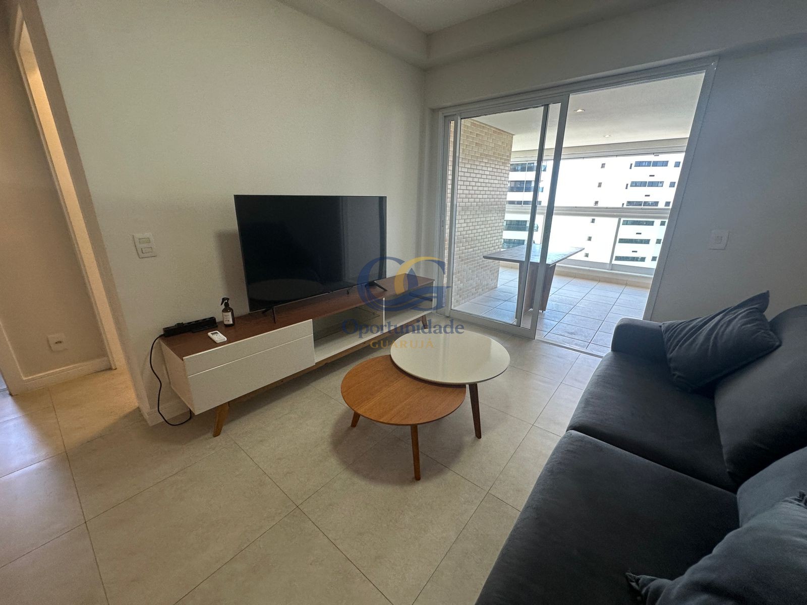 Apartamento na Praia das Astúrias, Guarujá - SP
