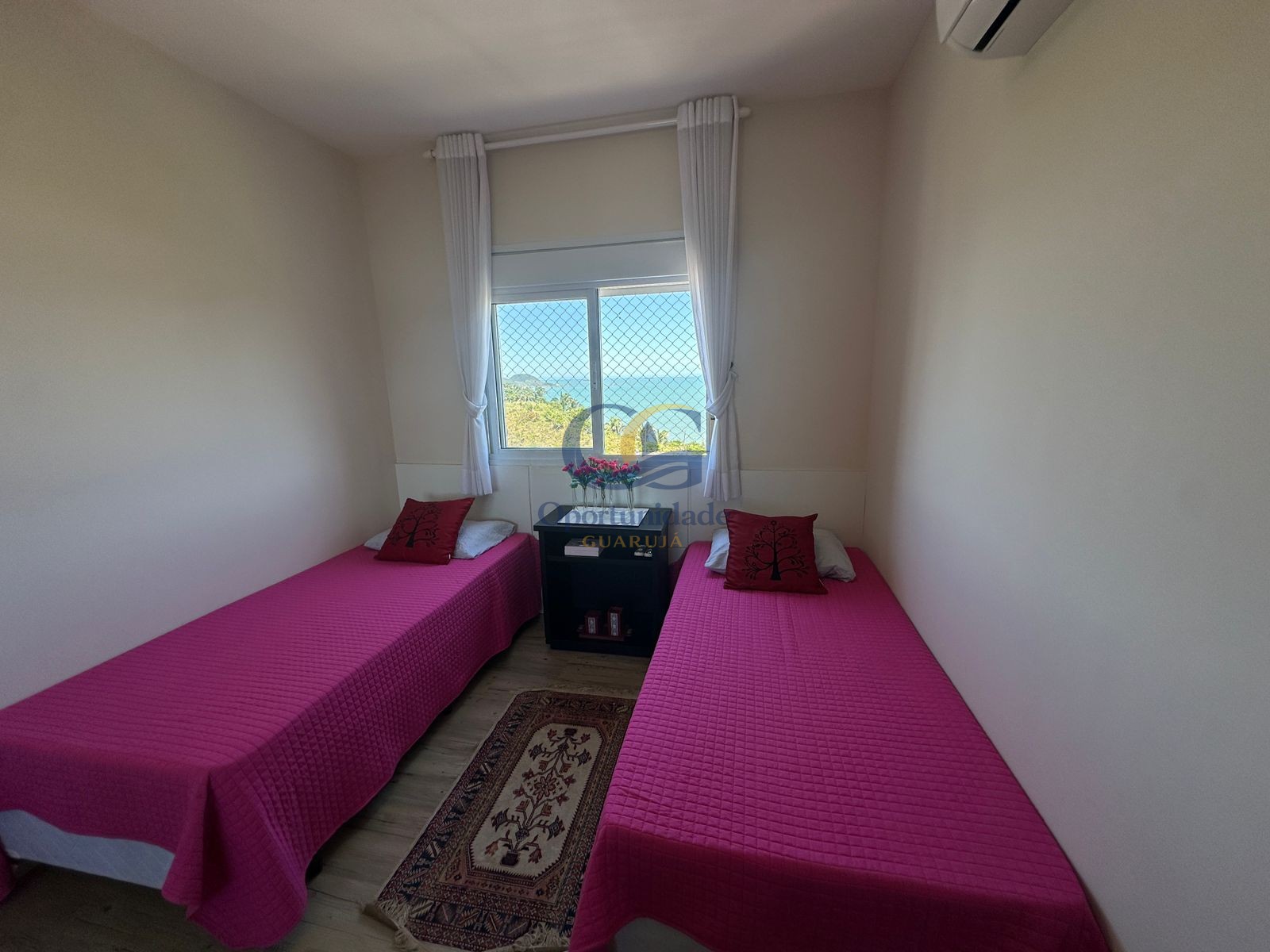 Apartamento na Praia das Astúrias, Guarujá - SP