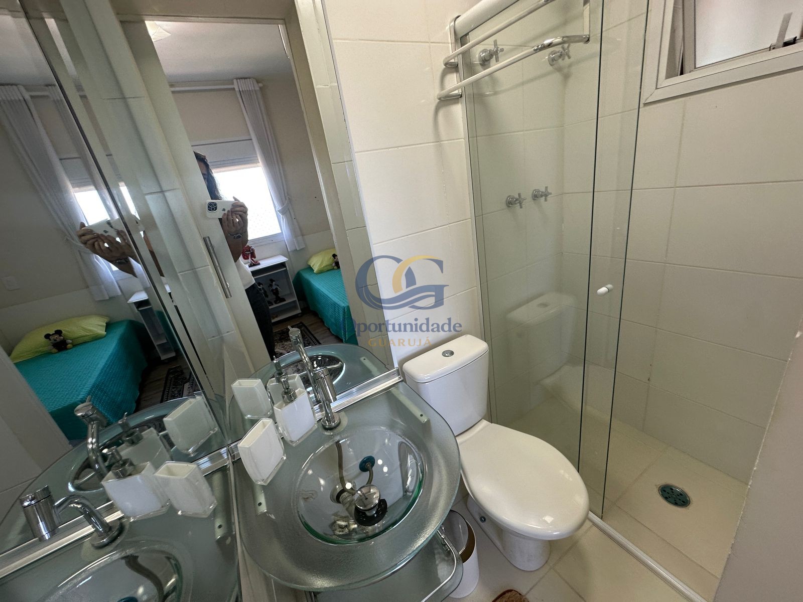 Apartamento na Praia das Astúrias, Guarujá - SP