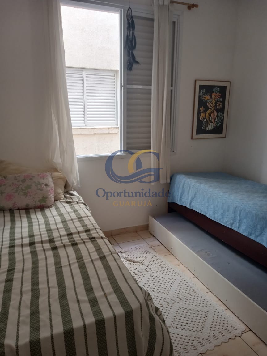 Apartamento na Praia das Pitangueiras, Guarujá - SP