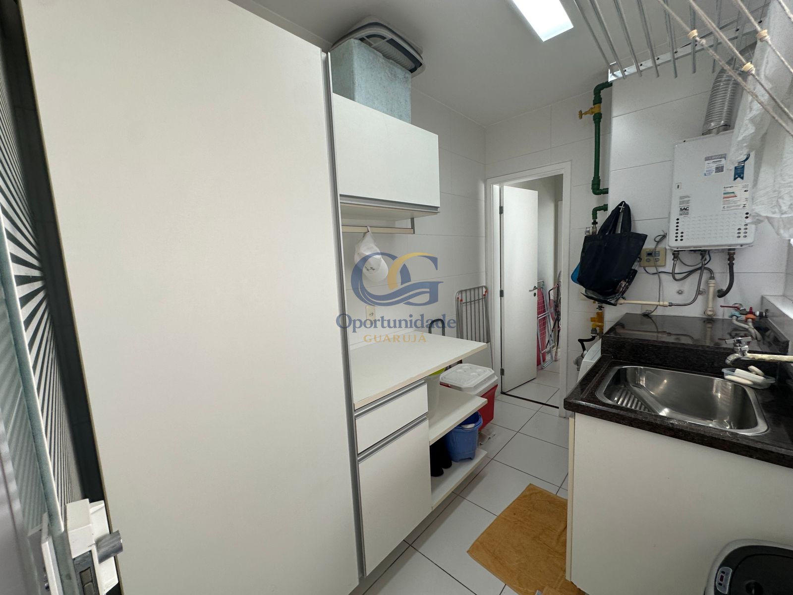Apartamento Frente ao Mar, Praia da Enseada, Guarujá - SP
