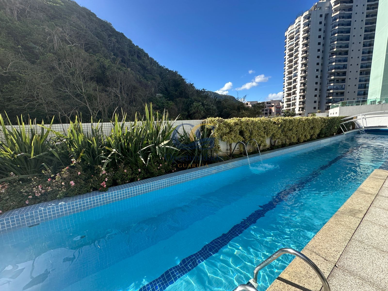 Apartamento Frente ao Mar, Praia da Enseada, Guarujá - SP