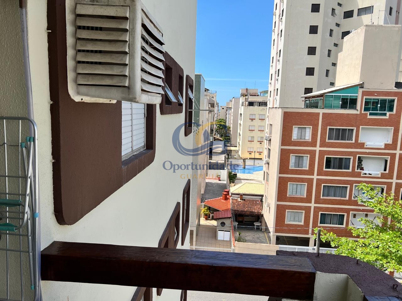 Apartamento na Praia da Enseada, Guarujá - SP