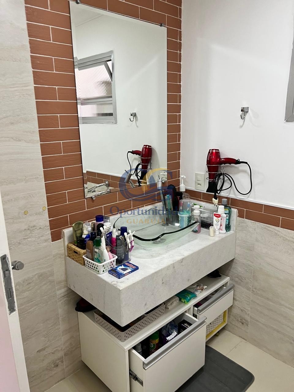 Apartamento na Praia da Enseada, Guarujá - SP