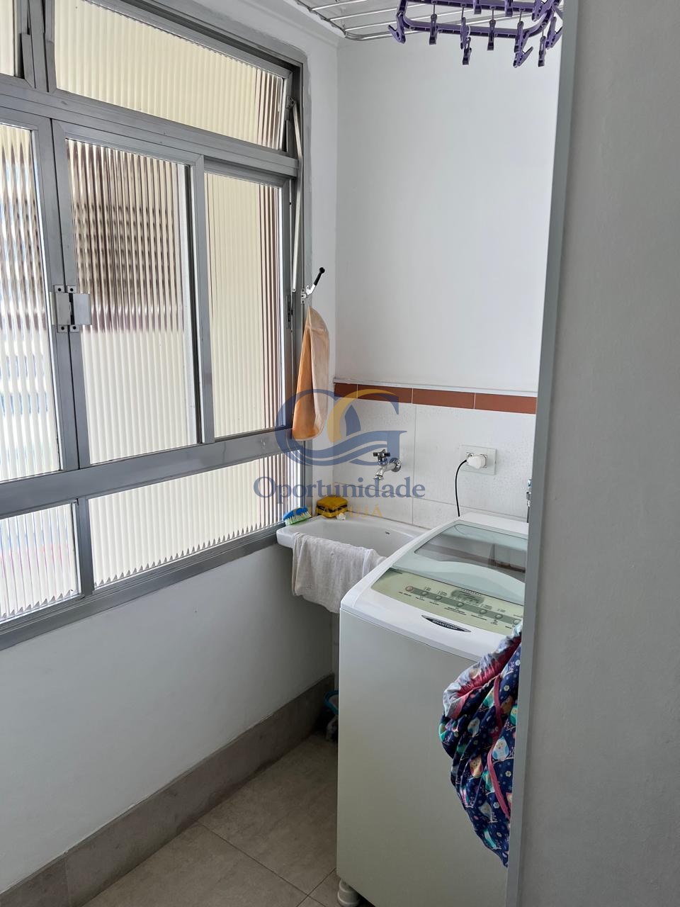 Apartamento na Praia da Enseada, Guarujá - SP