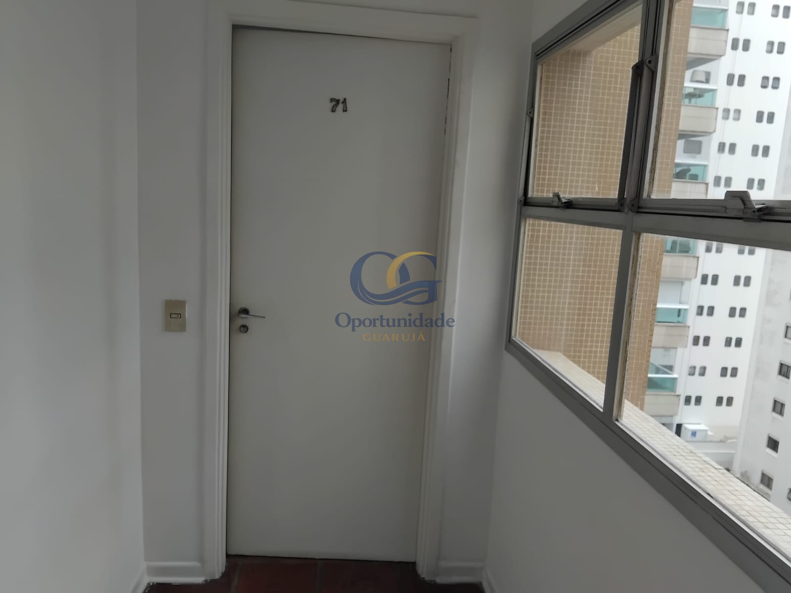 Apartamento na Praia das Astúrias, Guarujá - SP
