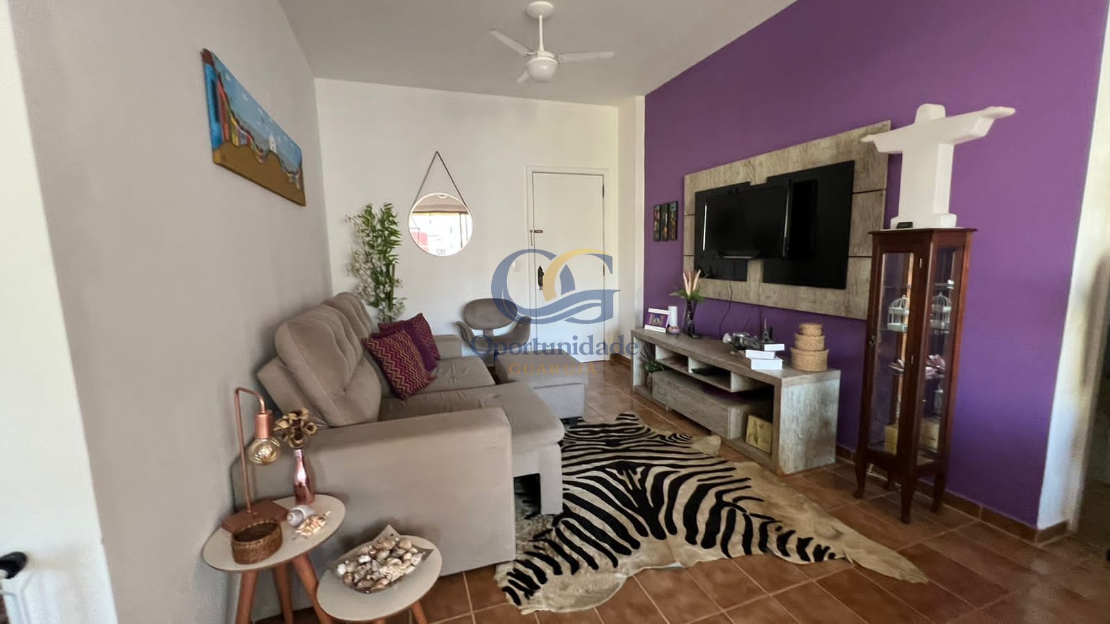 Apartamento na Praia da Enseada, Guarujá - SP