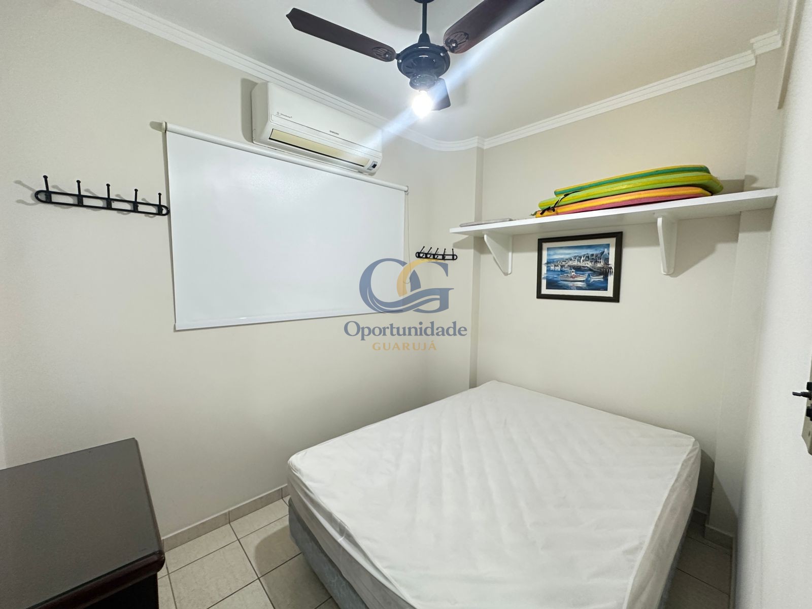 Apartamento na Praia das Pitangueiras, Guarujá - SP