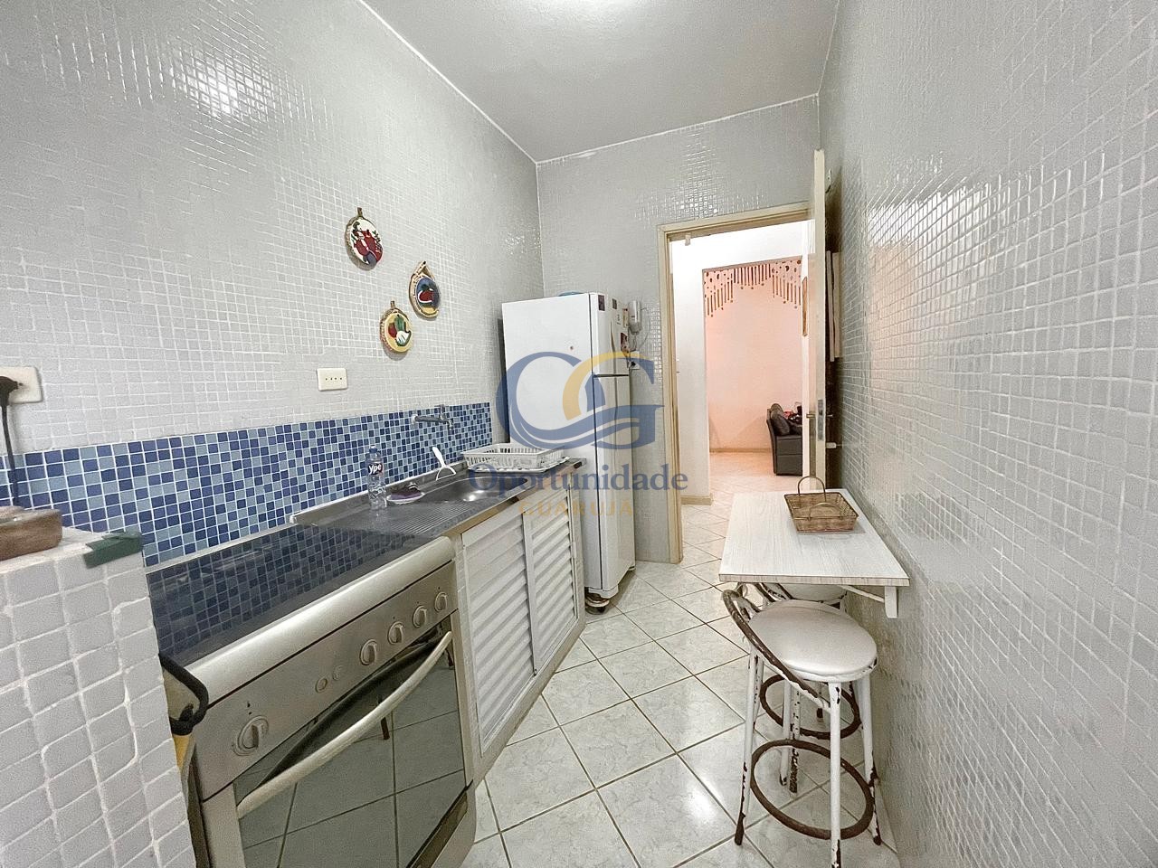 Apartamento na Praia das Pitangueiras, Guarujá - SP