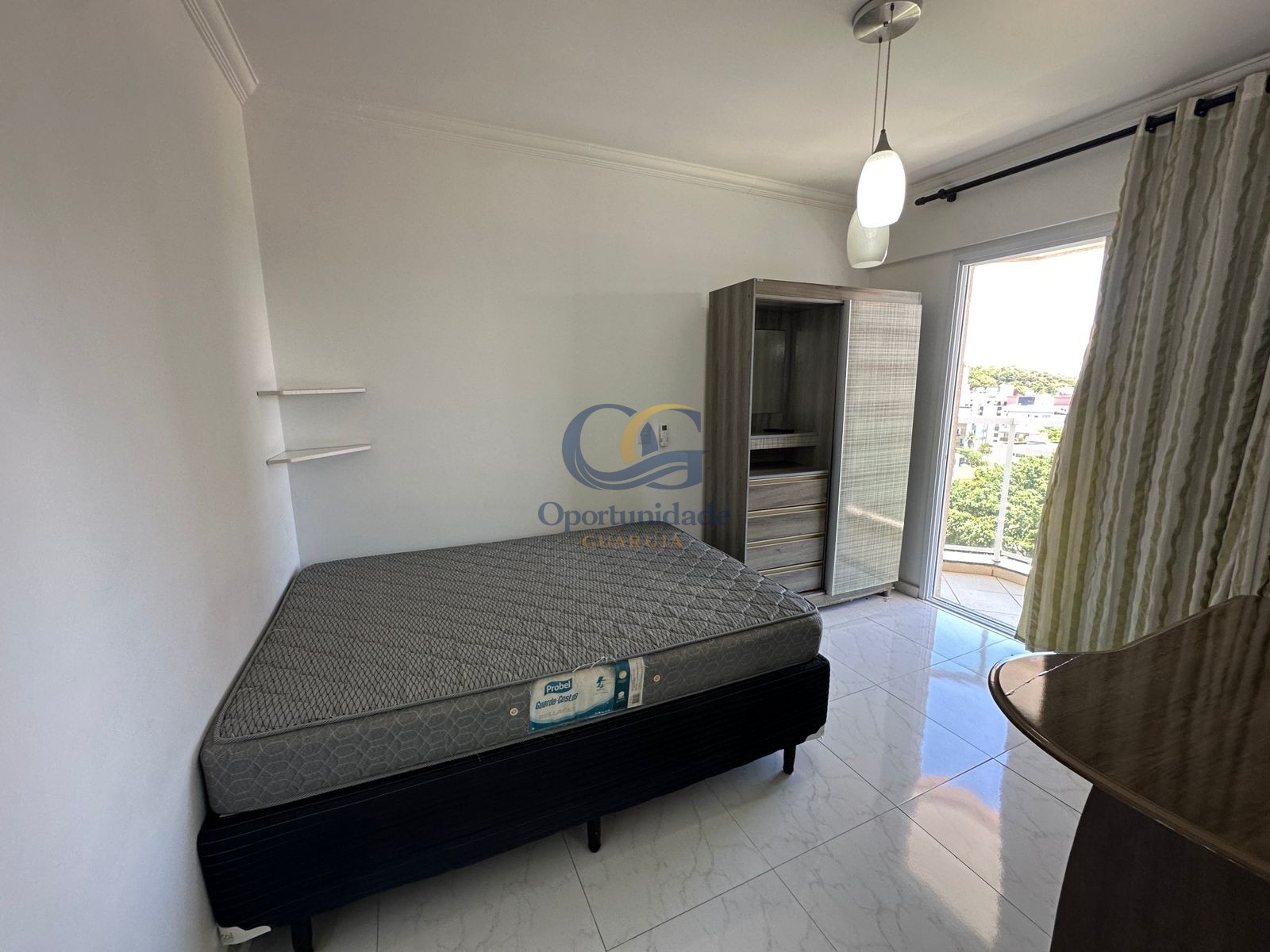 Apartamento na Praia das Astúrias, Guarujá - SP