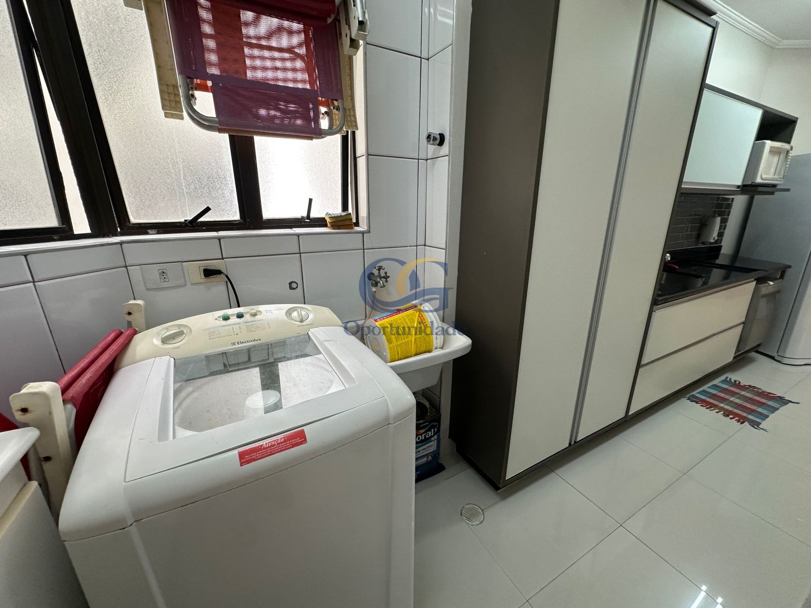 Apartamento na Praia da Enseada, Guarujá - SP