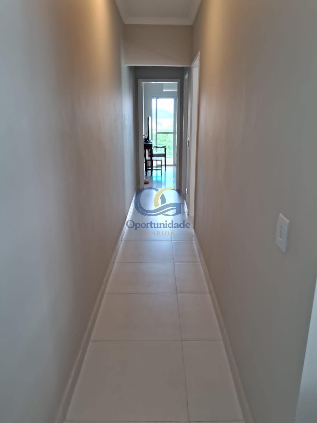 Apartamento na Praia das Astúrias, Guarujá - SP