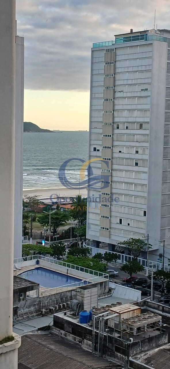 Apartamento na Praia das Pitangueiras, Guarujá - SP