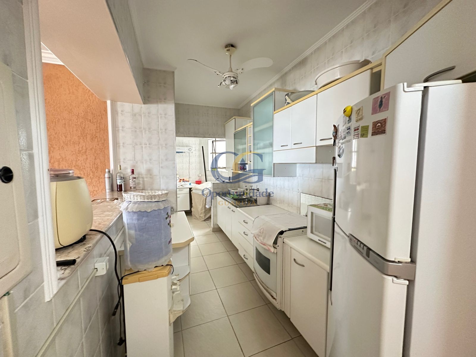 Apartamento na Praia da Enseada, Guarujá - SP
