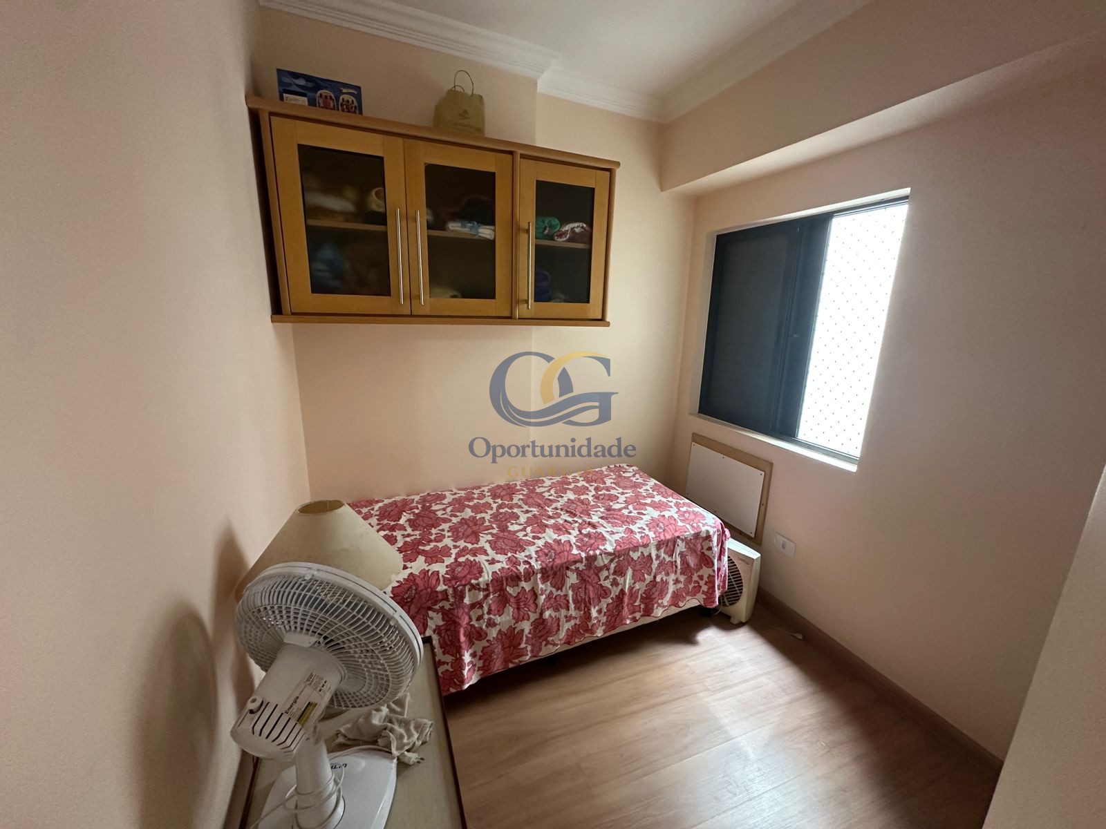 Apartamento na Praia da Enseada, Guarujá - SP