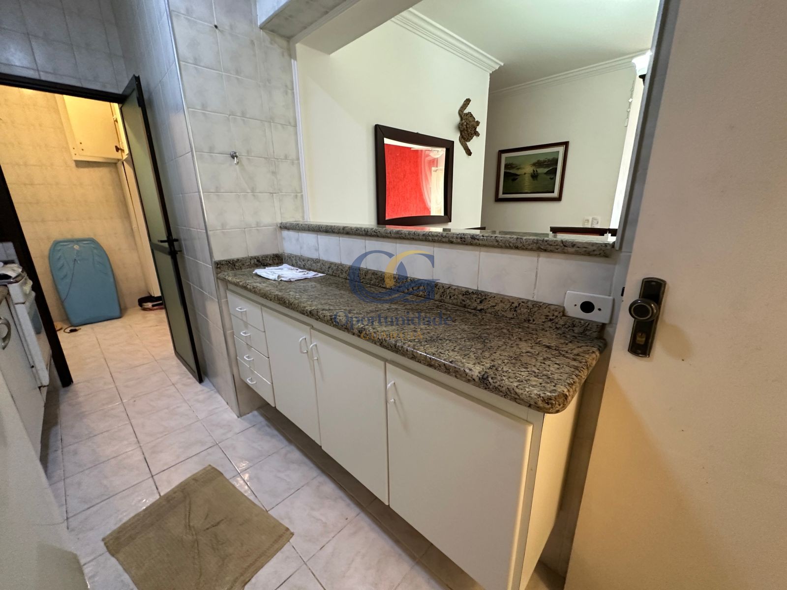 Apartamento na Praia da Enseada, Guarujá - SP