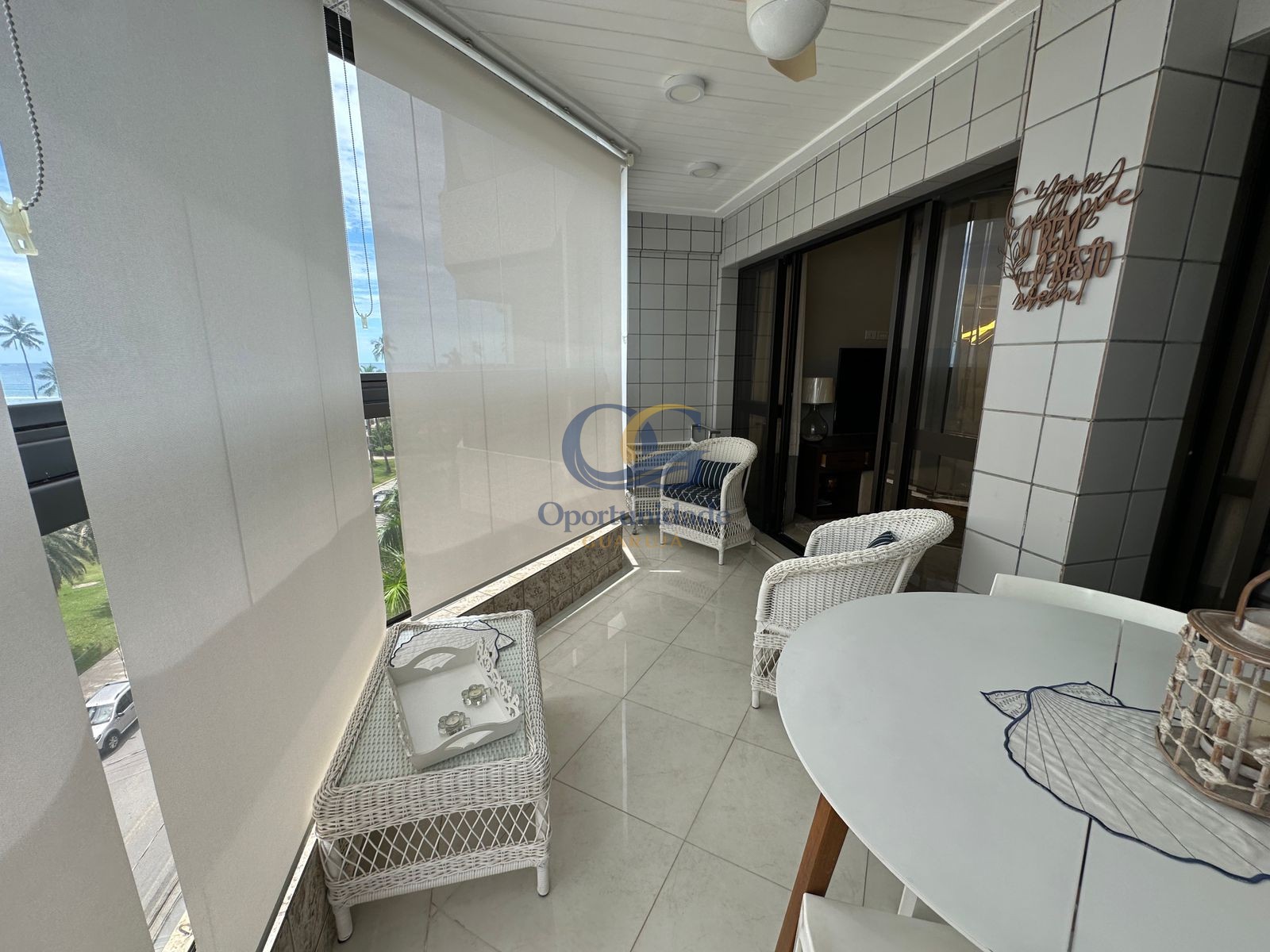 Apartamento na Praia da Enseada, Guarujá - SP