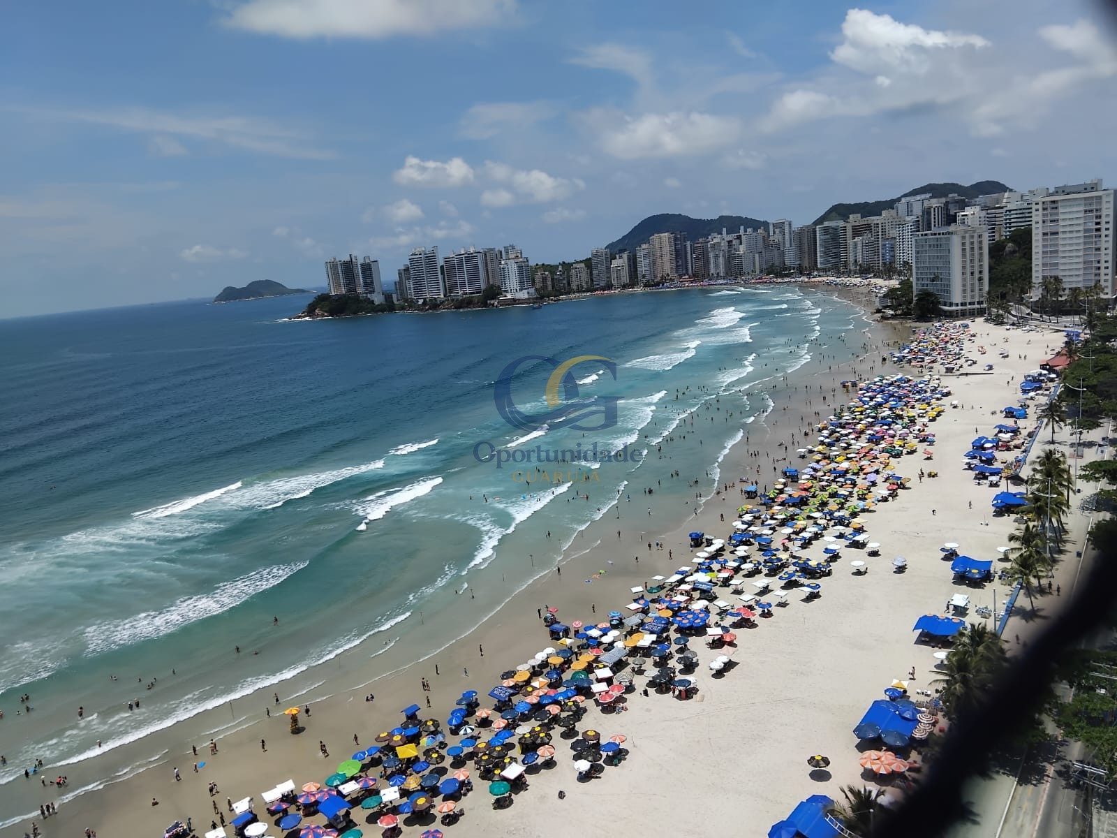 Apartamento Frente ao Mar nas Pitangueiras, Guarujá - SP