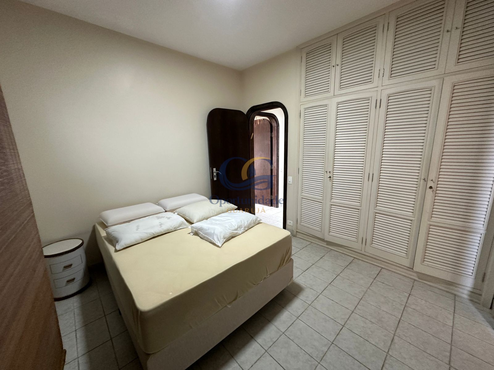 Apartamento Frente ao Mar, Praia Pitangueiras, Guarujá - SP