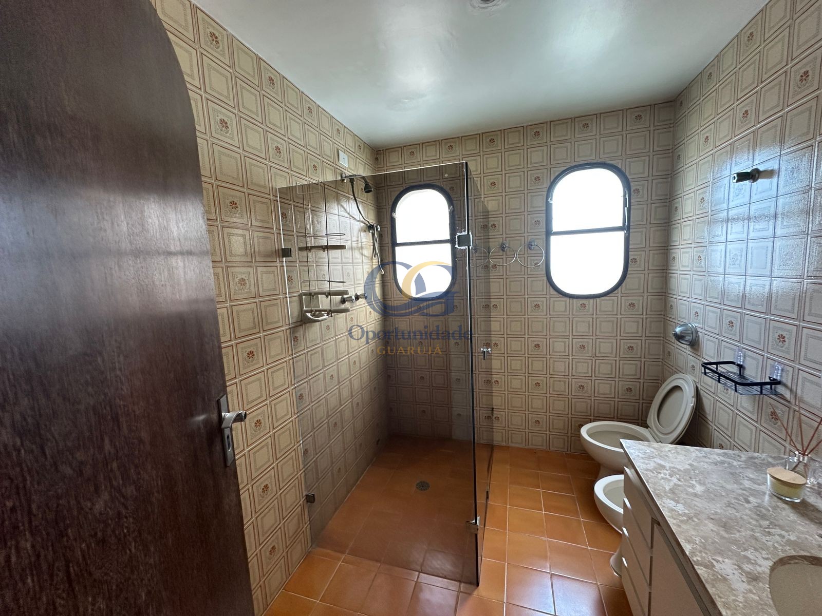 Apartamento Frente ao Mar, Praia Pitangueiras, Guarujá - SP