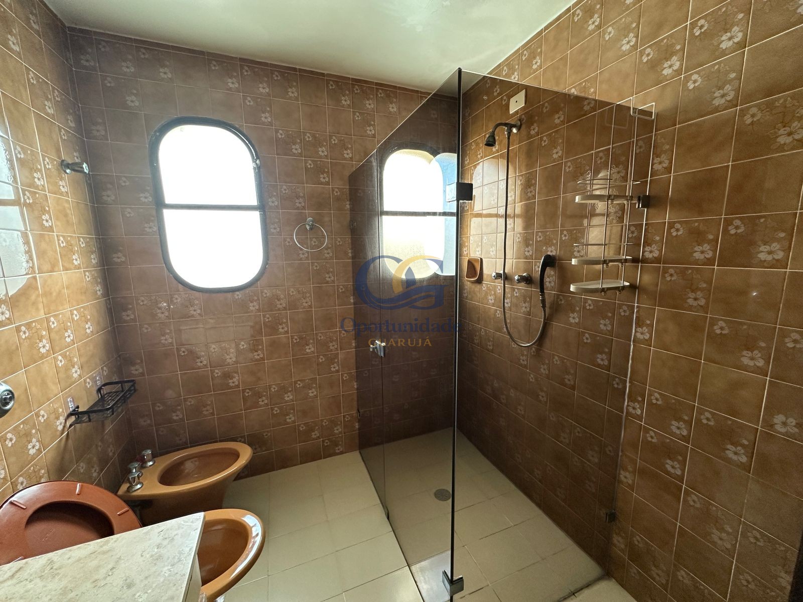 Apartamento Frente ao Mar, Praia Pitangueiras, Guarujá - SP