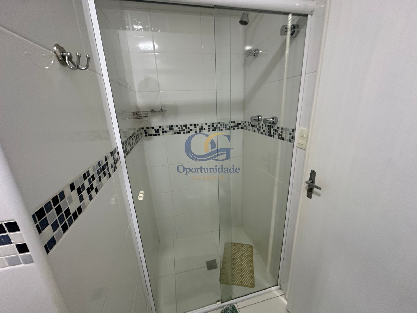 Apartamento Frente ao Mar, Pitangueiras, Guarujá - SP