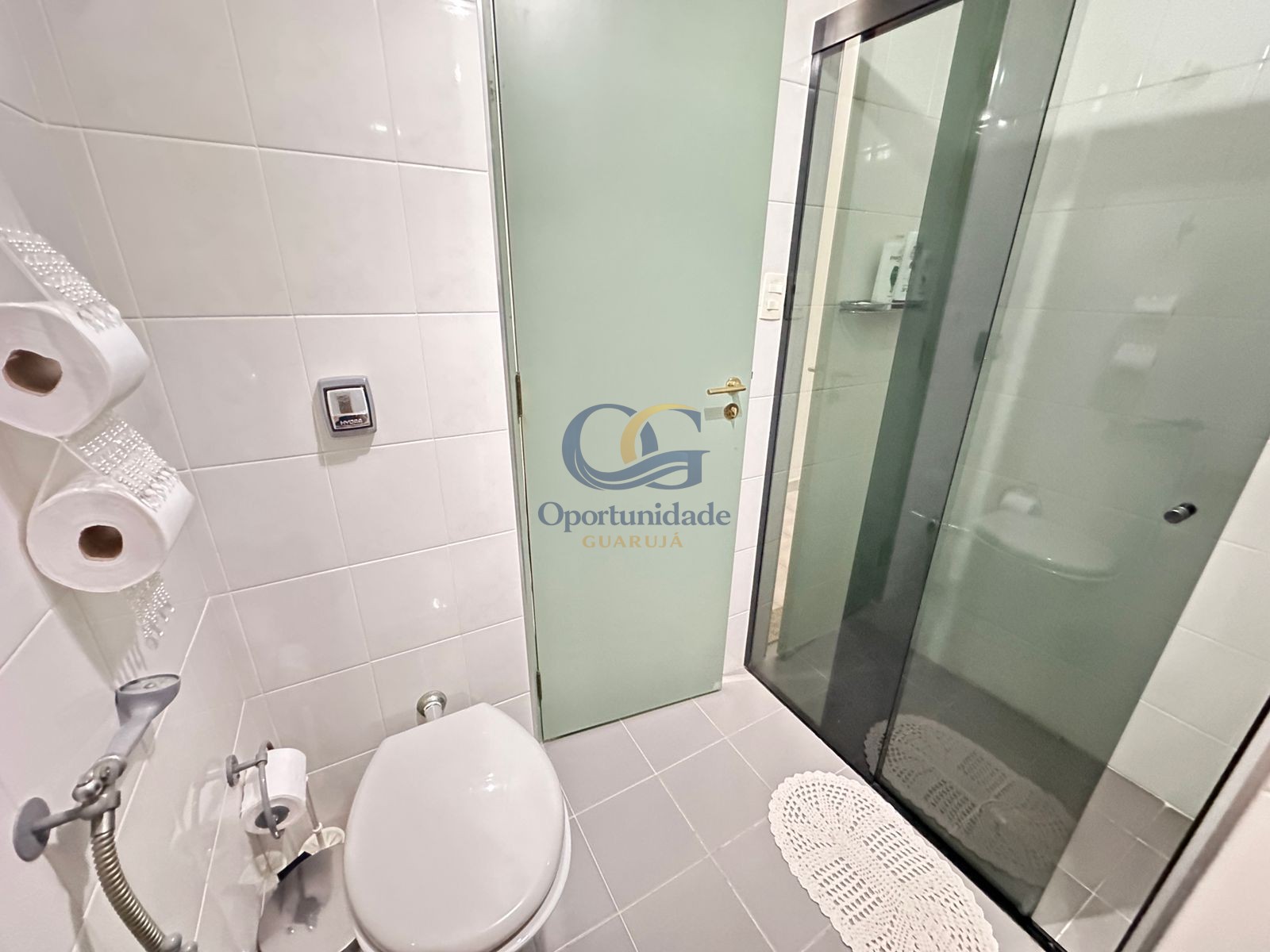 Apartamento Frente ao Mar, Praia Pitangueiras, Guarujá - SP